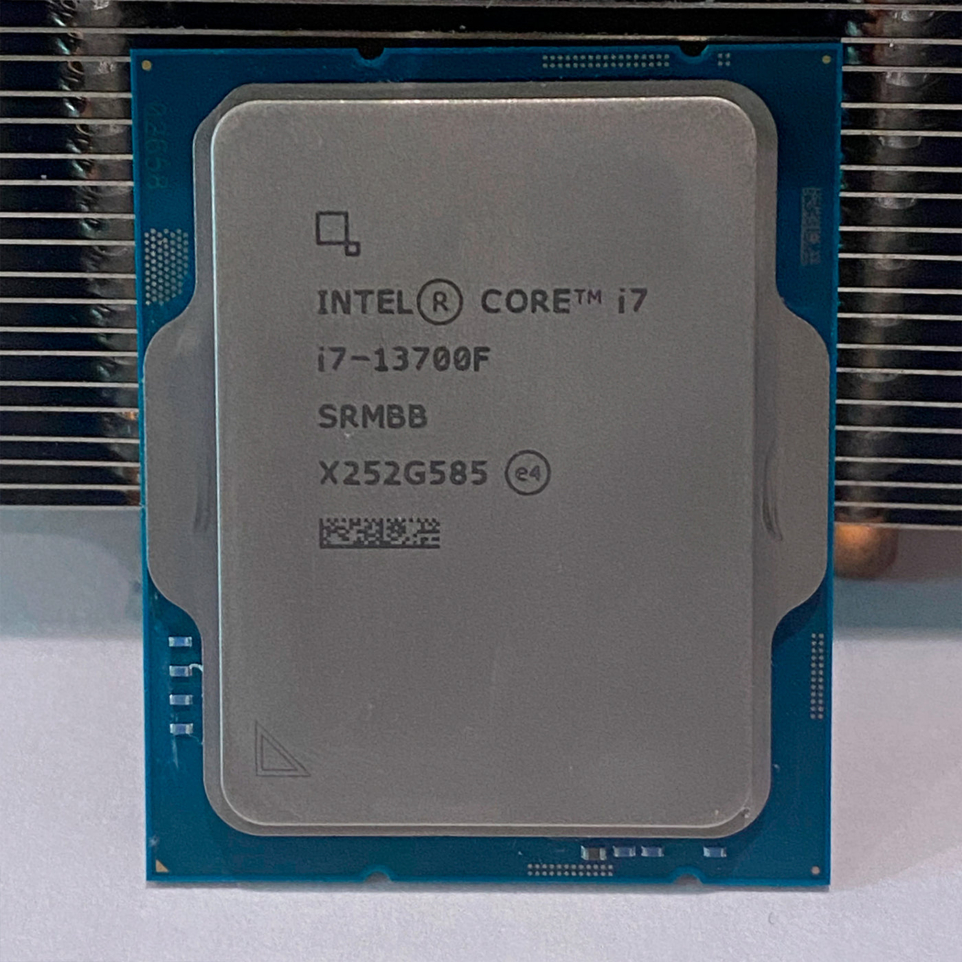 Procesador Intel Core i7-13700F 2.10/5.20GHz 30MB SmartCaché LGA1700, 65W, Intel 7(10nm)